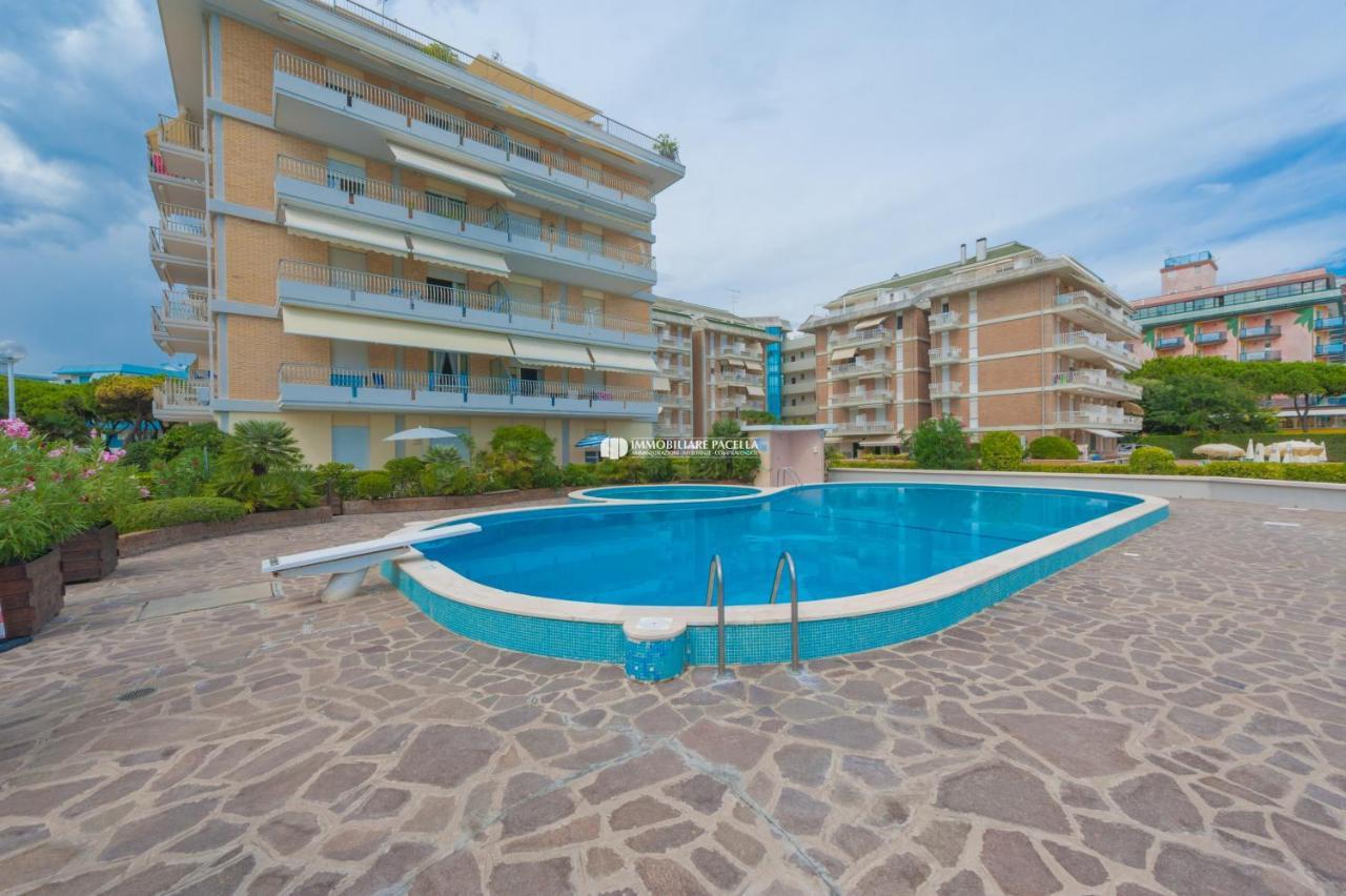 Residence Solmare Immobiliare Pacella Lido di Jesolo Buitenkant foto